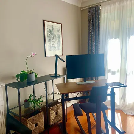 Interno 3, With Large Garage 5' Walk From The Center